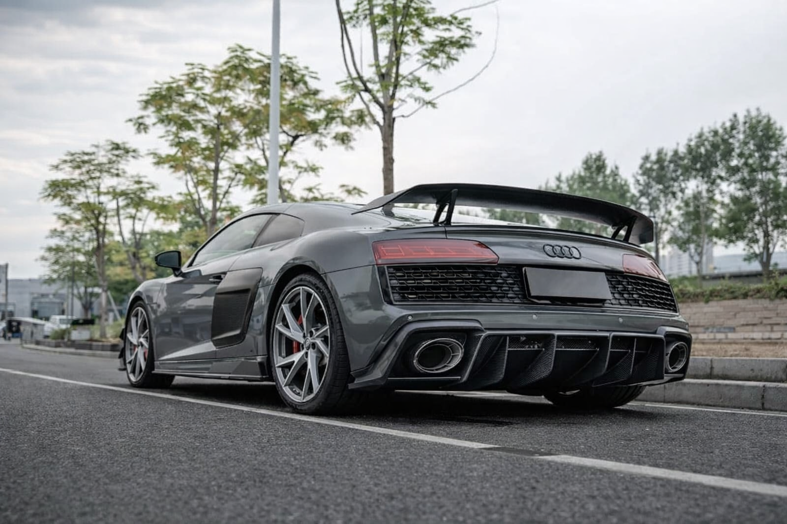 Paktechz Style Dry Carbon Fiber Rear Diffuser For Audi R8 2020-2024